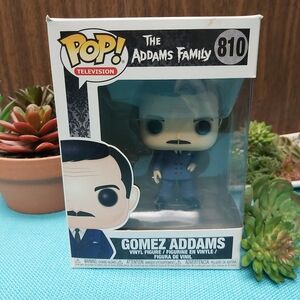🖤 Host Pick 🖤 🆕️ Gomez Addams #810 Funko Pop! TV
